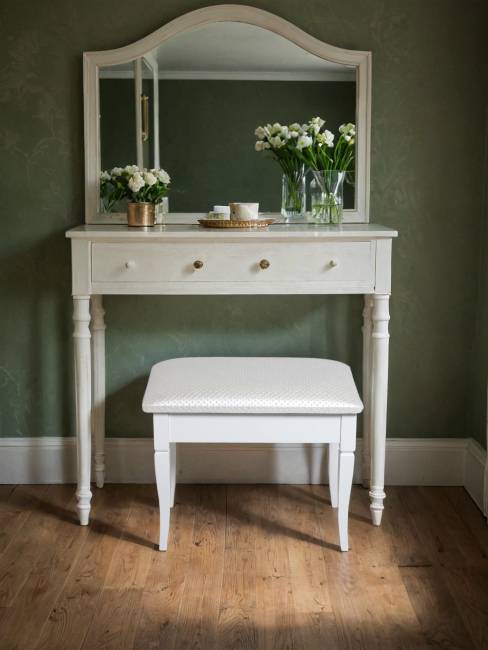 Банкетка Ретро М с ящиком белый, ткань экокожа белый Банкетка Ретро М с ящиком белый, ткань экокожа белый