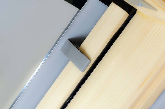 Мансардное окно FTP-V (CH) со среднеповоротным типом открывания Мансардное окно FTP-V (CH) со среднеповоротным типом открывания