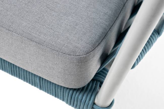 "Диего" диван 2-местный плетеный из роупа, каркас алюминий светло-серый (RAL7035) муар, роуп бирюзовый круглый, ткань светло-серая