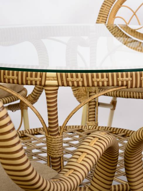 Стол Java (Ява) из искусственного ротанга, слоновая кость Стол Java (Ява) из искусственного ротанга, слоновая кость