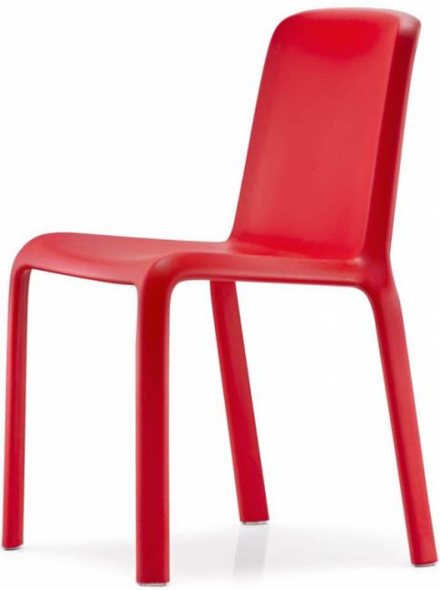 Стул пластиковый Snow красный 470х550х805 мм