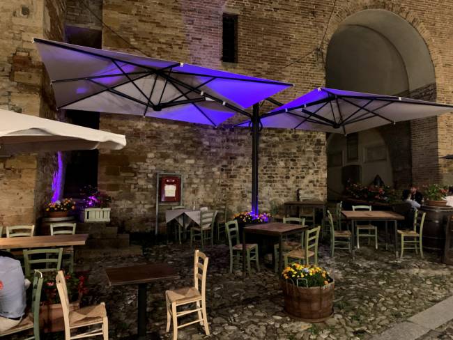 Зонт профессиональный двухкупольный 2.9х6.3 м Galaxia Dual T Carbon антрацит, слоновая кость 2900х6300 мм Зонт профессиональный двухкупольный 2.9х6.3 м Galaxia Dual T Carbon антрацит, слоновая кость 2900х6300 мм