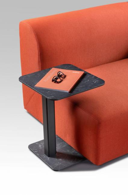 Cтолик приставной Kicki 400х400х500 мм